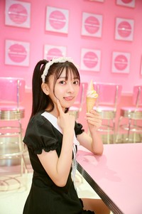 【オールアザー版】鈴原希実 1st写真集「 届け」掲載カット（撮影／熊木優）