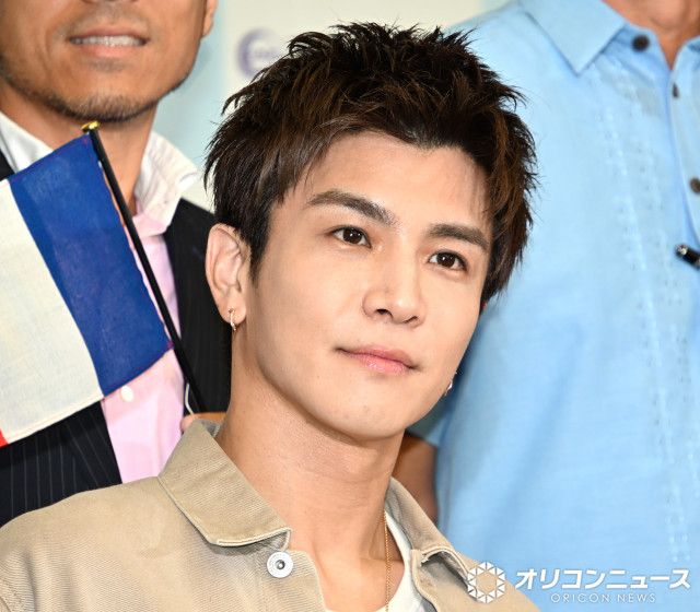 岩田剛典、手数料の減額をアピール | 朝日新聞デジタルマガジン＆[and]