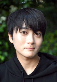 タレント、昆虫学者の牧田習