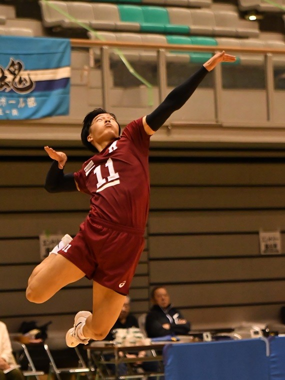 バレー - 背中で導いた早稲田大学のエース小野駿太 感謝と覚悟のMVP