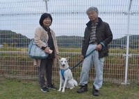 ご家族が育てているお米の品種名は、愛犬にちなんで「にこまる」