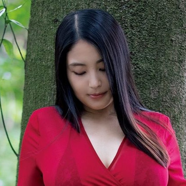 トロたん（撮影／西田幸樹　ヘアメイク／佐藤淳　スタイリング／菅原 恵）