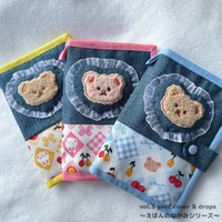 シール帳自体もおばあちゃんのお手製