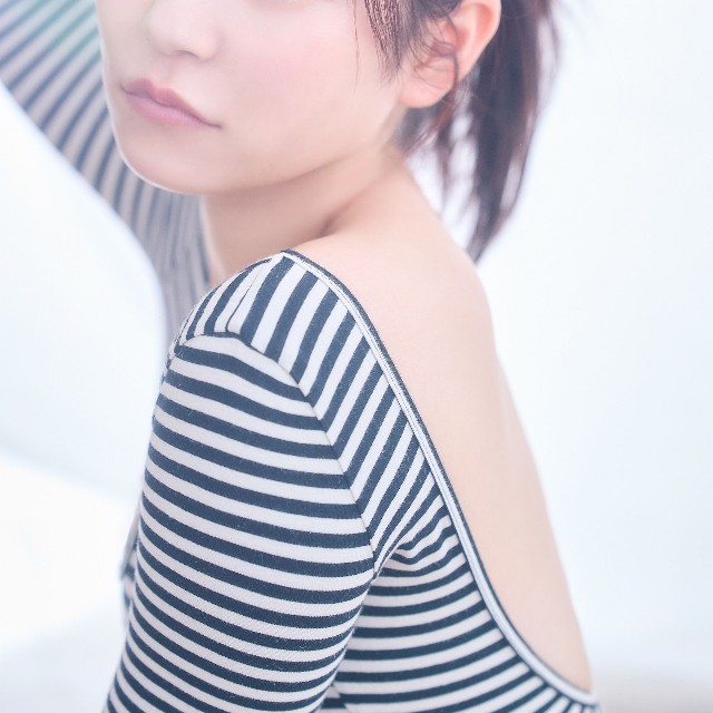 デジタル写真集『AMANEKIMOOD』©中村和孝/小学館