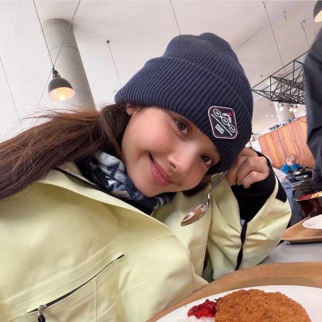 リサ（@lalalalisa_m）さんのインスタグラムより