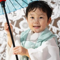 七五三を迎えた息子の様子/ Yuさん（@u_oqlo）提供