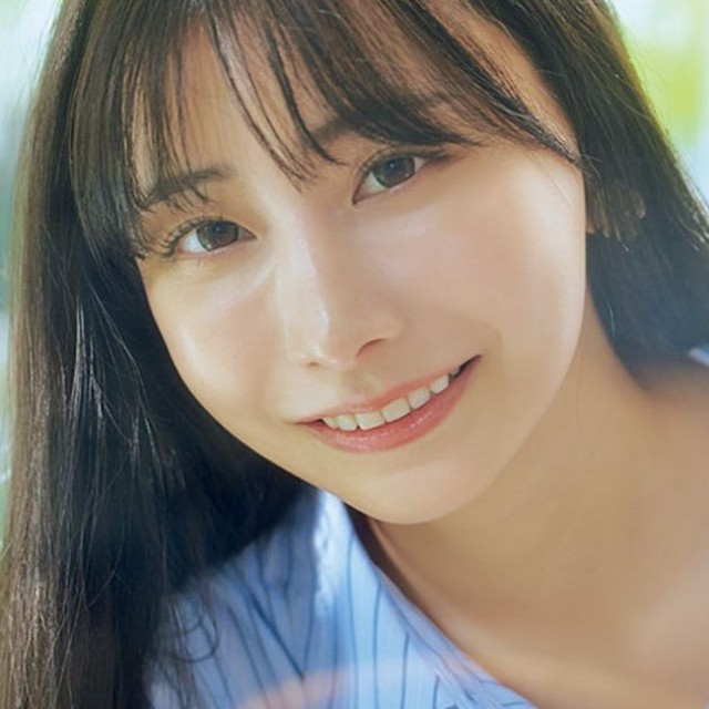 鈴木優香（撮影／岡本武志　ヘアメイク／山下景子　スタイリング／和田千星）