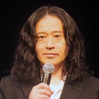 又吉直樹さん