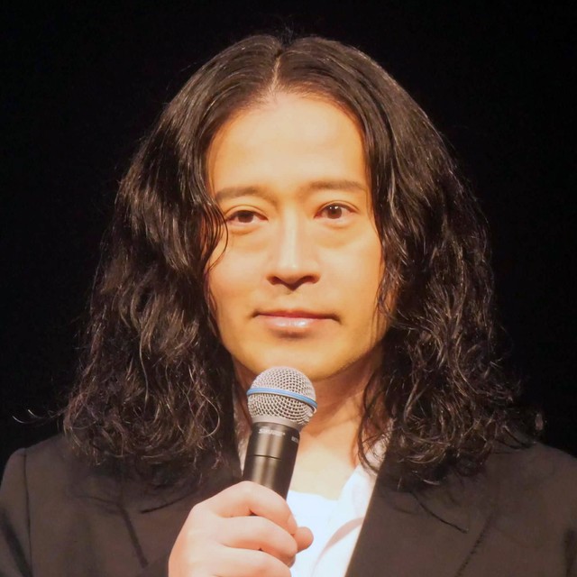 又吉直樹さん