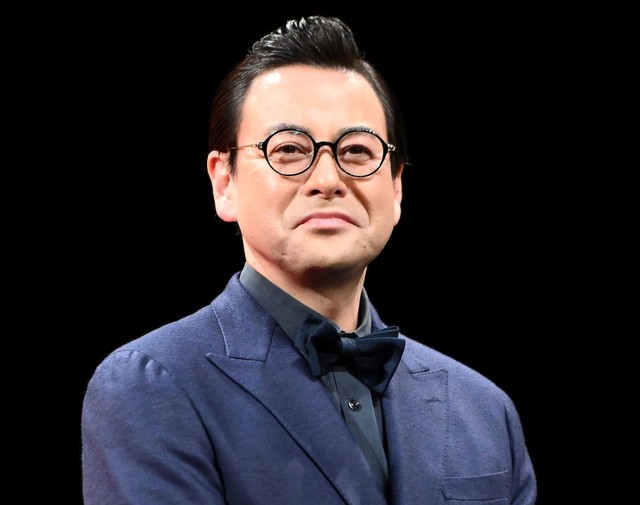 鈴木浩介＝2025年