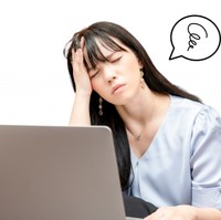 パソコンを起動させても自動起動アプリのせいですぐに作業できない…　※画像はイメージです（ Haru photography/photoAC）