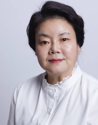 人気韓ドラ_「おつかれさま」に出演した女優のナム・グォンア（出典：theatermiin）