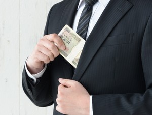 遺産の使い込みに気づいたら時効に注意！　取り戻す方法を弁護士が解説