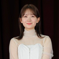 畑芽育（2025年撮影）