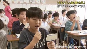 児童が正しい歯の磨き方を学ぶ　仙台・泉区の小学校で歯磨き大会
