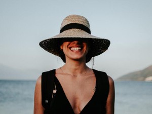 男ウケを追求したメイク研究会から10年。自分が心地よくあるためにリップの色を選ぶ今