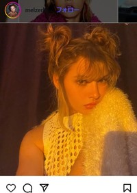 アメリア・ザーベのインスタグラム＠melzerbsより