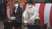 小豆島の寒霞渓山頂で開かれた「もみじ茶会」