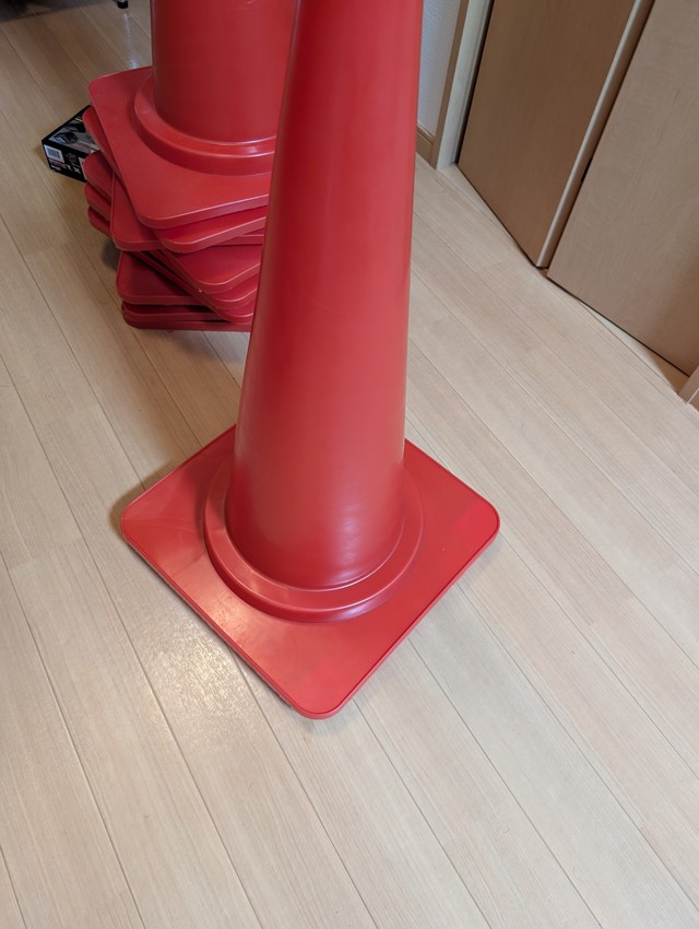 三角コーンはまだまだあります。新しい作品が楽しみです