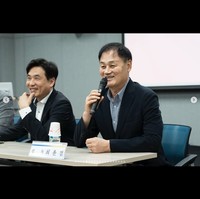 龍仁（ヨンイン）FCの公式インスタグラム@yonginfcより 初代監督を務めるミンホの父、チェ・ユンギョム監督