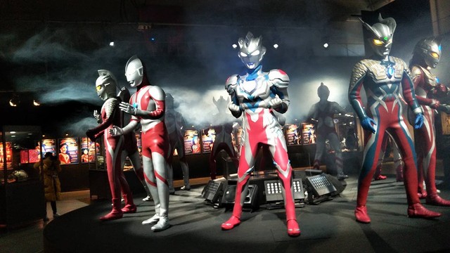 12体のウルトラマンが勢ぞろい！