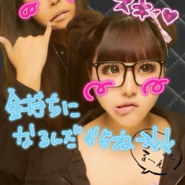 親子共にインフルエンサーとして活動している／Hanaさん（@hana_sumino）提供