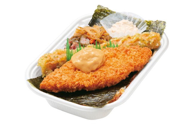値段そのまま「チキンかつ1枚がもらえる」企画の対象メニュー「のり弁当」530円