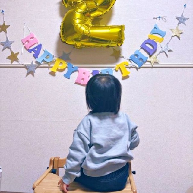 2歳の誕生日を迎えた息子さんむに@2yさん（@munimuni_baby）