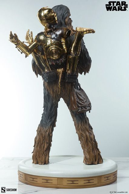 スター・ウォーズ』チューバッカがC-3POを背負う！名場面が高さ約63cm