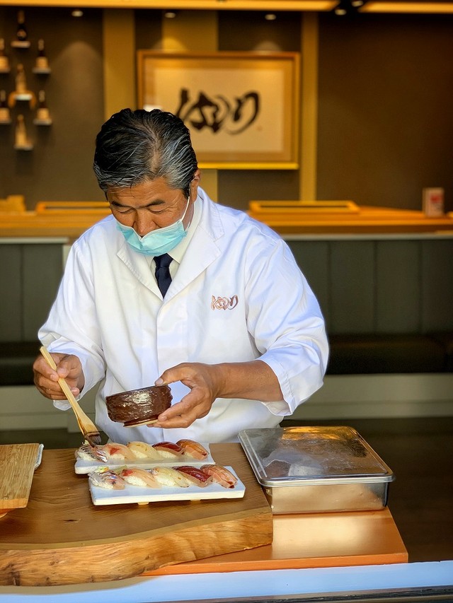 お値段はひとり200ドル (2万2千円)、所要時間90分のダイニングエクスペリエンス(Hashiri提供)