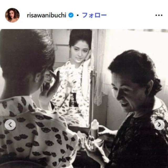 鰐淵理沙のインスタグラム@risawanibuchiより　母・鰐淵晴子