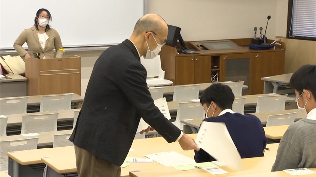 香川大学で後期試験　消毒液やマスク、換気扇を強めに…新型コロナ感染対策も