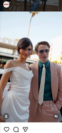 「The Drama」のLAプレミアに登場したゼンデイヤとロバート・パティンソン＝A24のインスタグラム＠a24より