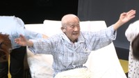 映画「OiBokkeShi　99歳の看板俳優」より