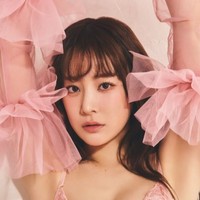 ランジェリーブランド「RAVIJOUR」の新作着用モデルを務めた福岡みなみ