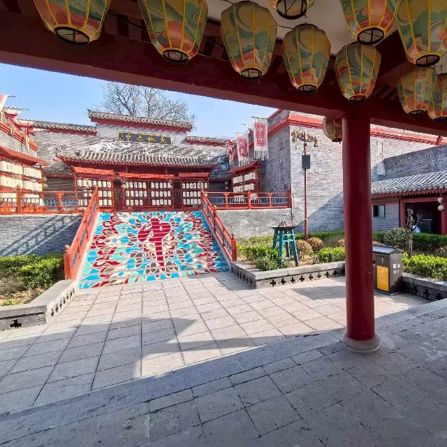 河南省・嵩山のふもとにて（早川太基さん提供）