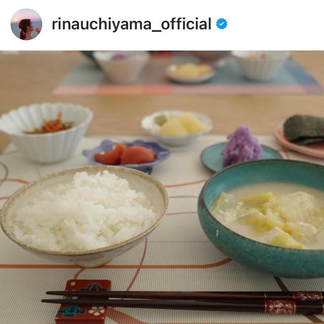 （内山理名公式インスタグラムより）