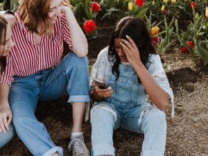 「その人ってイケメン？」とつい訊いてしまう身勝手さに後悔する私