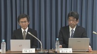 文科省（東京・千代田区）で行われた会見 1日