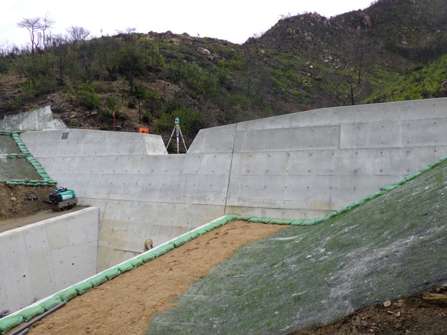 備前県民局提供　治山ダム