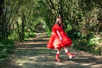 小野六花 デビュー6周年記念のPOD写真集『6'』（ロクダッシュ）