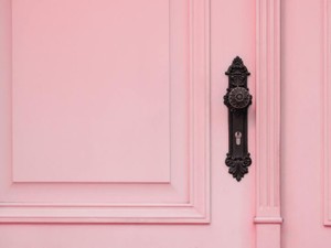 あの頃の自分に伝えたい。ピンク色が似合わなかった私はもういない