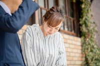 女性の中にはモラハラ被害者になりやすい人がいるようです　※画像はイメージです（buritora/stock.adobe.com）