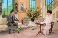 「徹子の部屋」    黒柳徹子(右)、奥田瑛二＝テレビ朝日提供