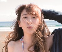 『大原かおり写真集　キケンなカオリ♡』（撮影：松田忠雄、双葉社）