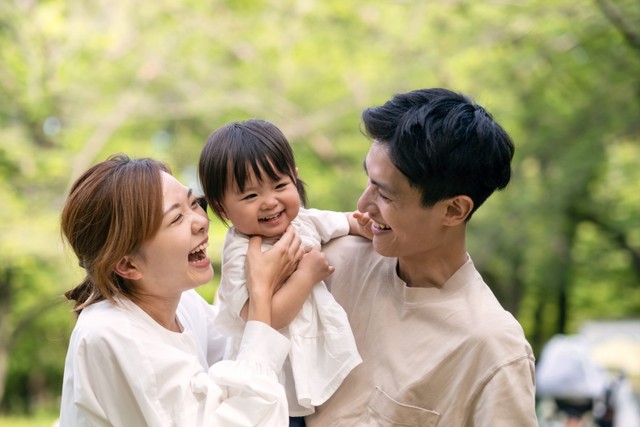夫に打ち明けて、ようやく落ち着きました　※画像はイメージです（monzenmachi/stock.adobe.com）
