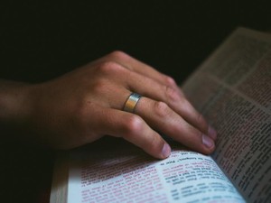 片思いの彼の指に光る指輪。「おめでとう」と言えたかは覚えていない