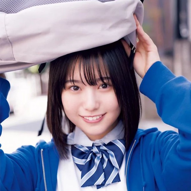 週刊少年チャンピオン20号で、表紙&巻頭グラビアを飾った乃木坂46の増田三莉音さんⒸ秋田書店Ⓒ乃木坂46LLCⒸ小池伸一郎