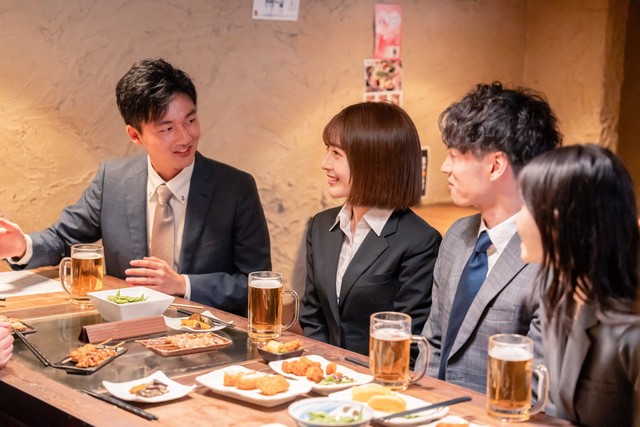 歓迎会を開いてもらうことは嬉しい？　※画像はイメージです（maroke/stock.adobe.com）