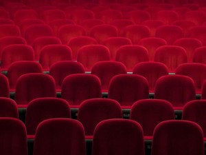 高校からミニシアター通い。大人の階段を登ったつもりが、青春を丸ごと置いてきた